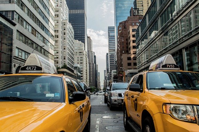 Optimiser vos séjours en profitant des services de taxi